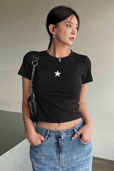 Crop top étoile noire