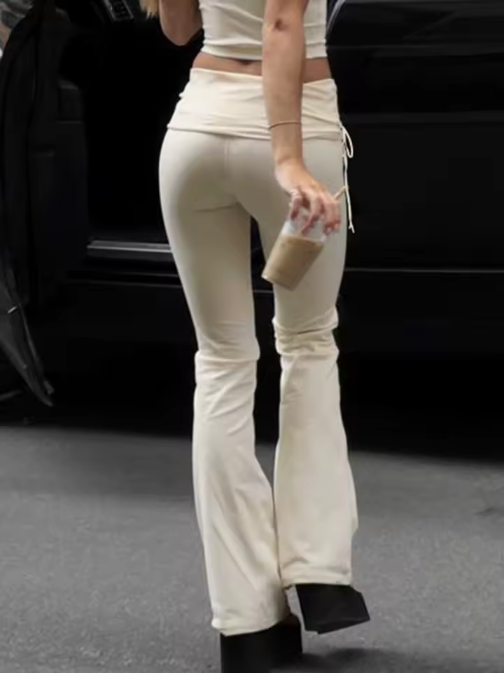 Legging évasé taille basse crème