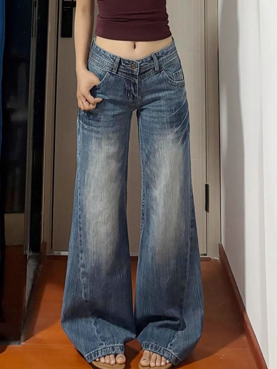 Wide Leg Low-Rise Light Fade Jeans - Image 5